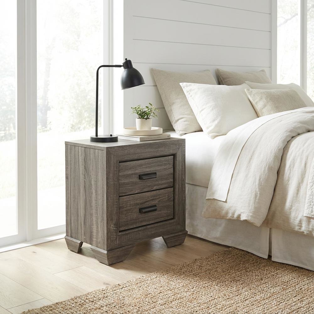 Weathered Gray Grain Bedroom Nightstand with Rustic Country-Cottage Style