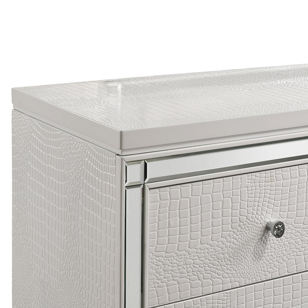 Furniture Valentine Solid Wood Dresser with 9 Drawers in White