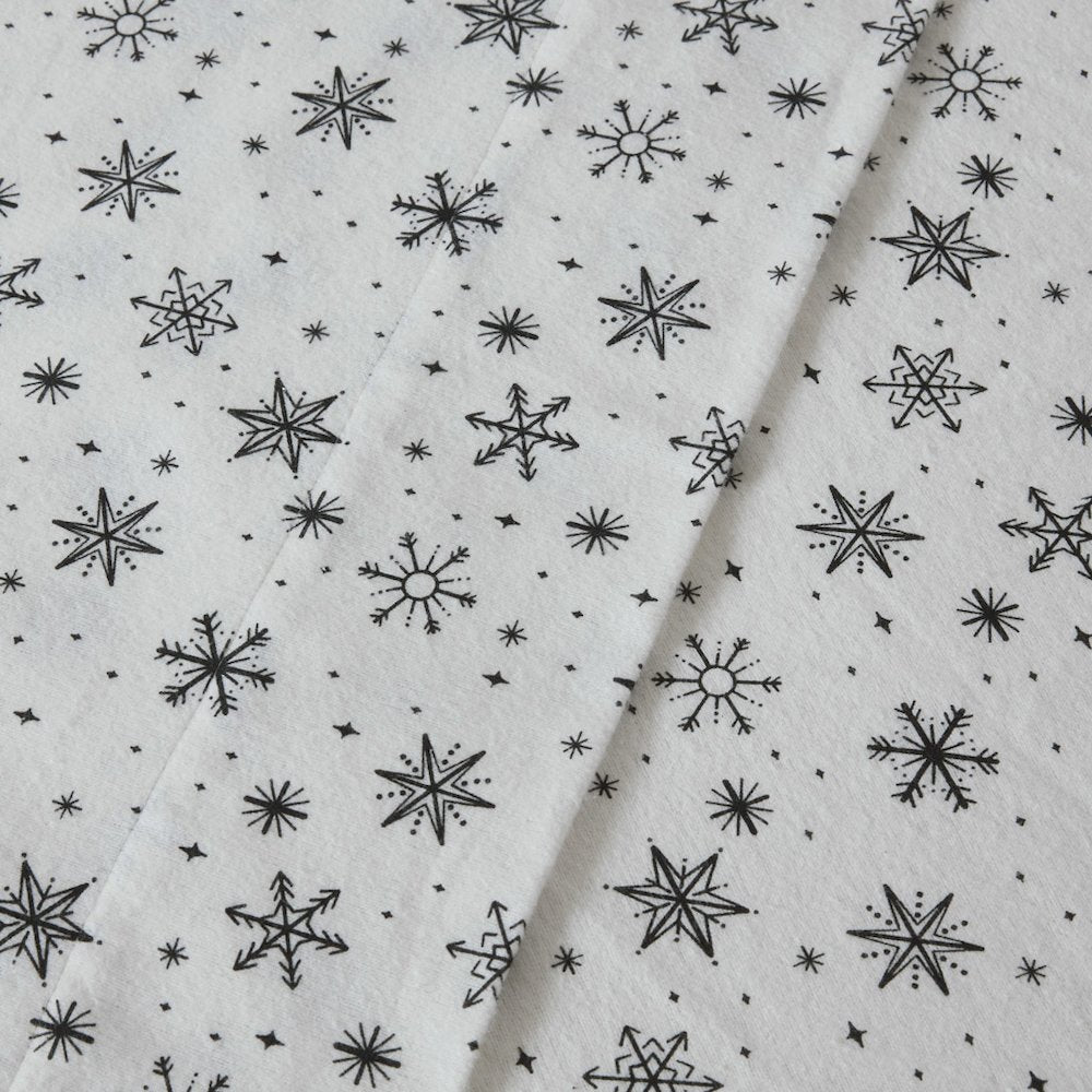 Oversized Cotton Flannel 4 Piece Sheet Set in Black Snowflakes
