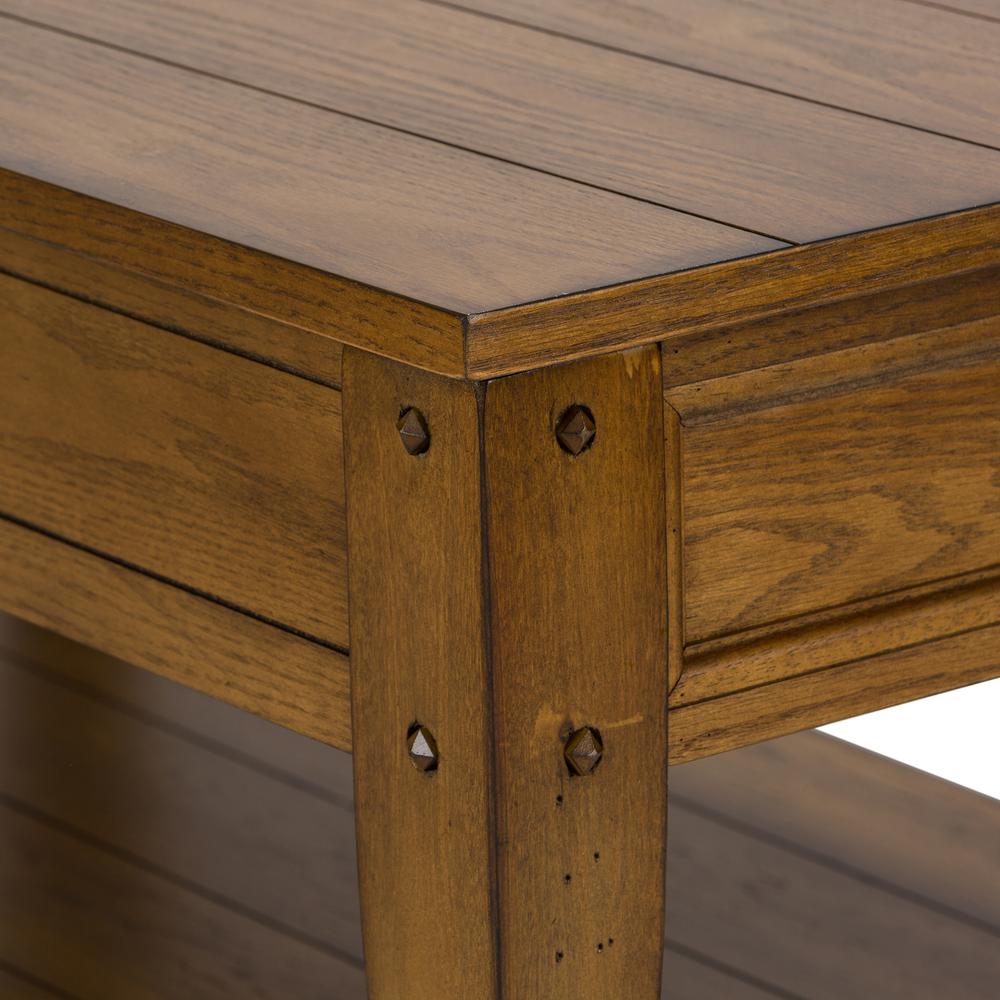 Lake House Lift Top Cocktail Table in Oak