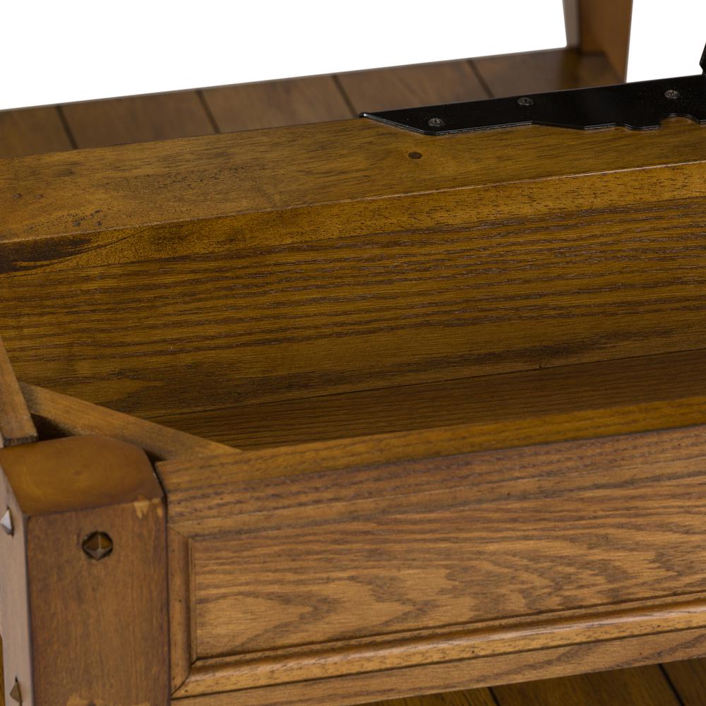 Lake House Lift Top Cocktail Table in Oak
