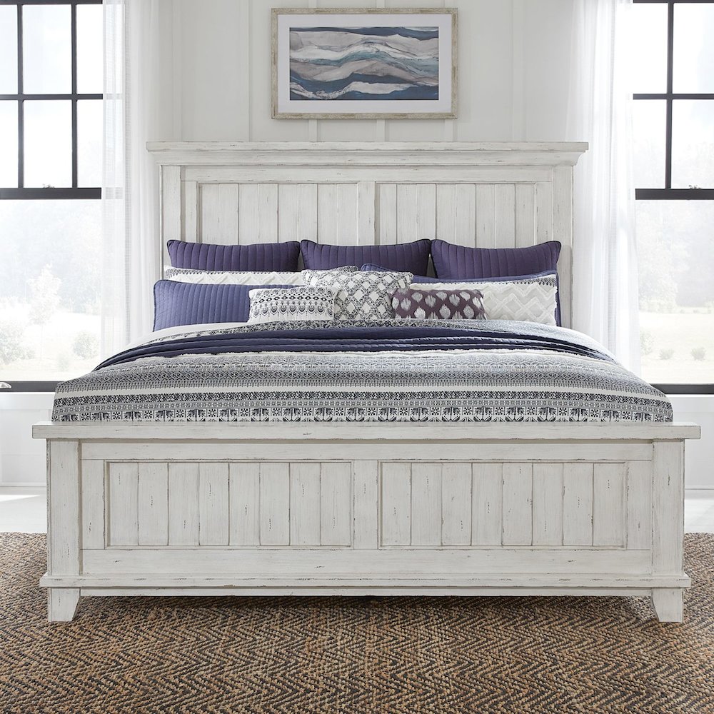 River Place Queen Panel Bed in Pine Solids & Veneers