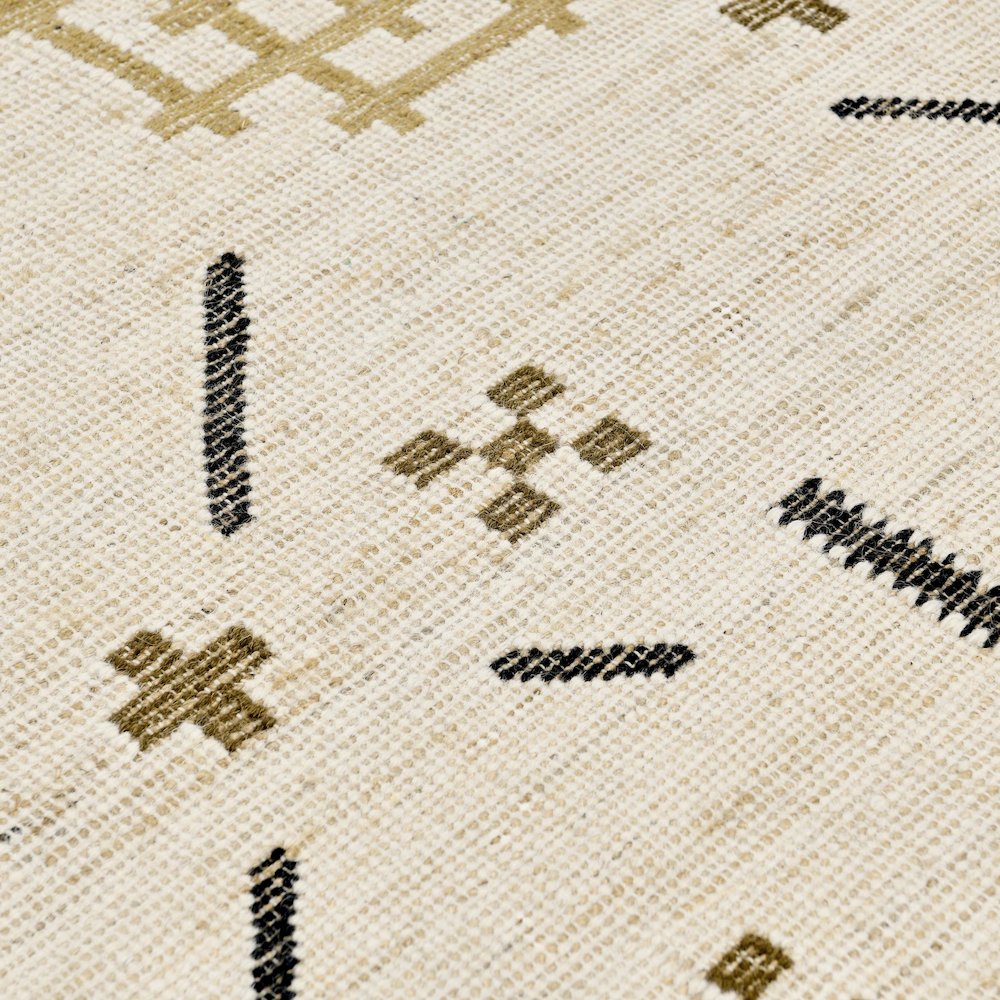 Belfast 2.6'x8' Wool Blend Handwoven Caviar Ivory Area Rug Runner