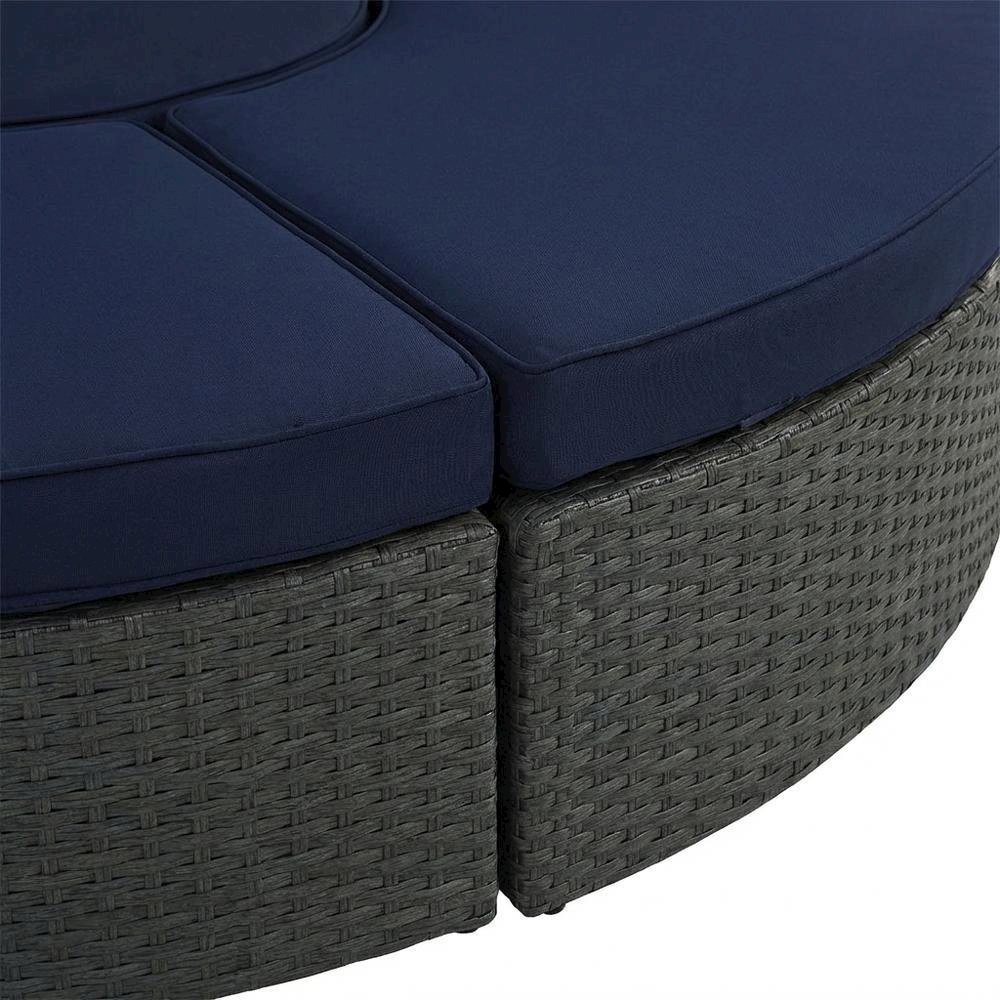 Outdoor Daybed with Cushioned Backrest and Durable Frame for Lounge Relaxation