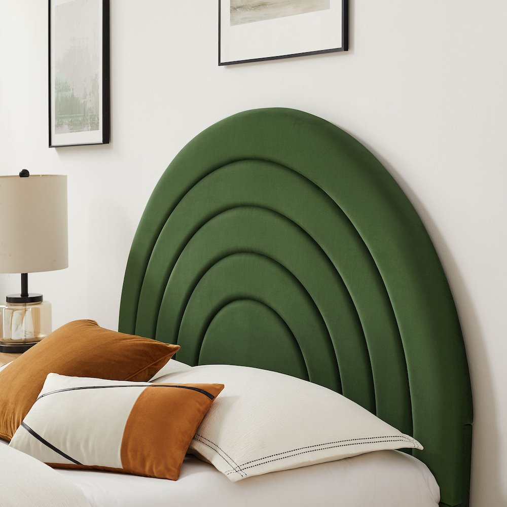 Solana Arched Performance Velvet Full Platform Bed