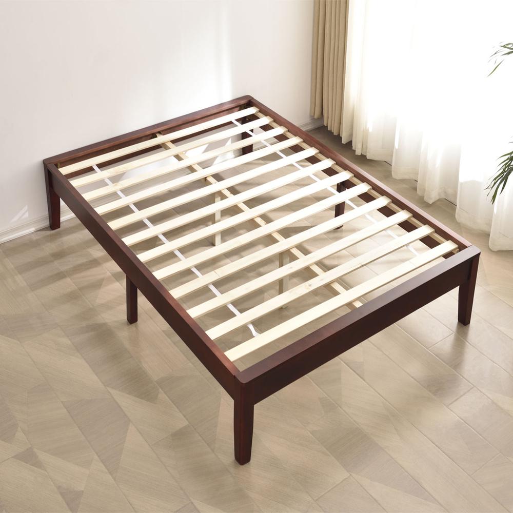 Better Home Products Stella Solid Pine Wood Queen Platform Bed Frame in Mahogany