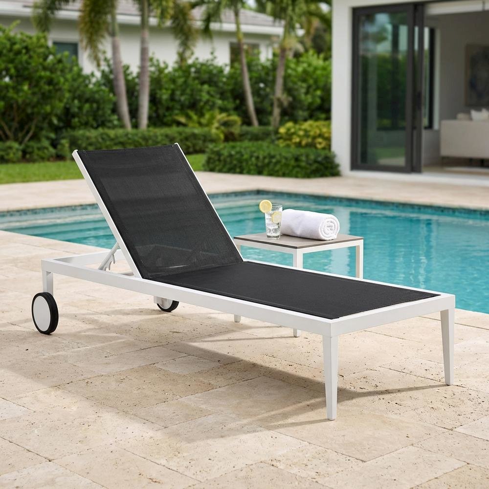 White Fabric Outdoor Lounge Chaise With Contemporary Style And Adjustable Back