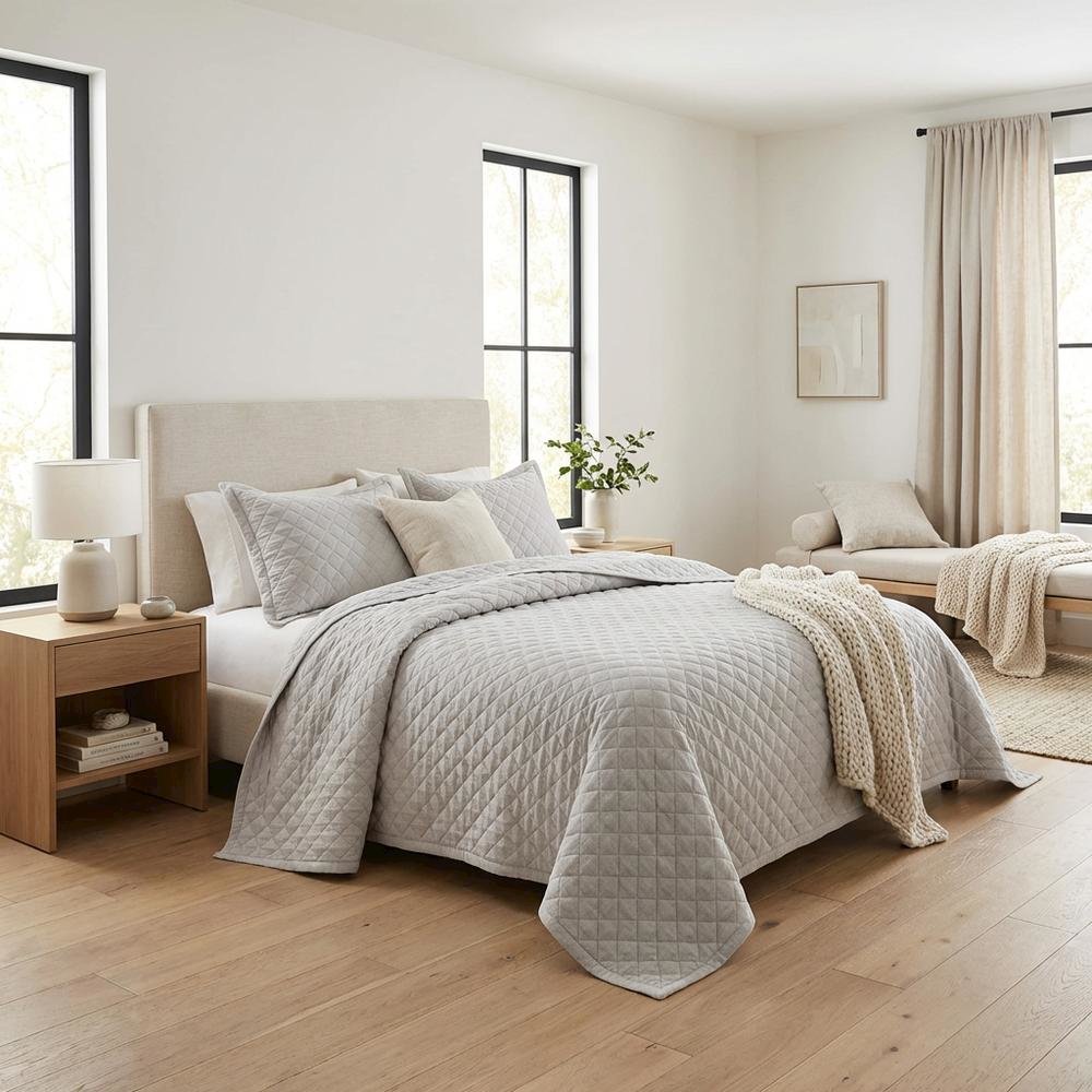 Aragoza 3-Piece Queen Quilt Set - Dove