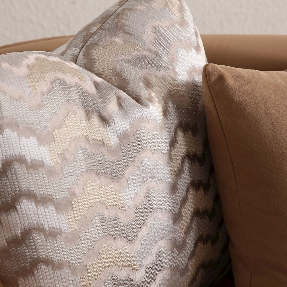 Ariana Velvet Loveseat - Caramel/Gold