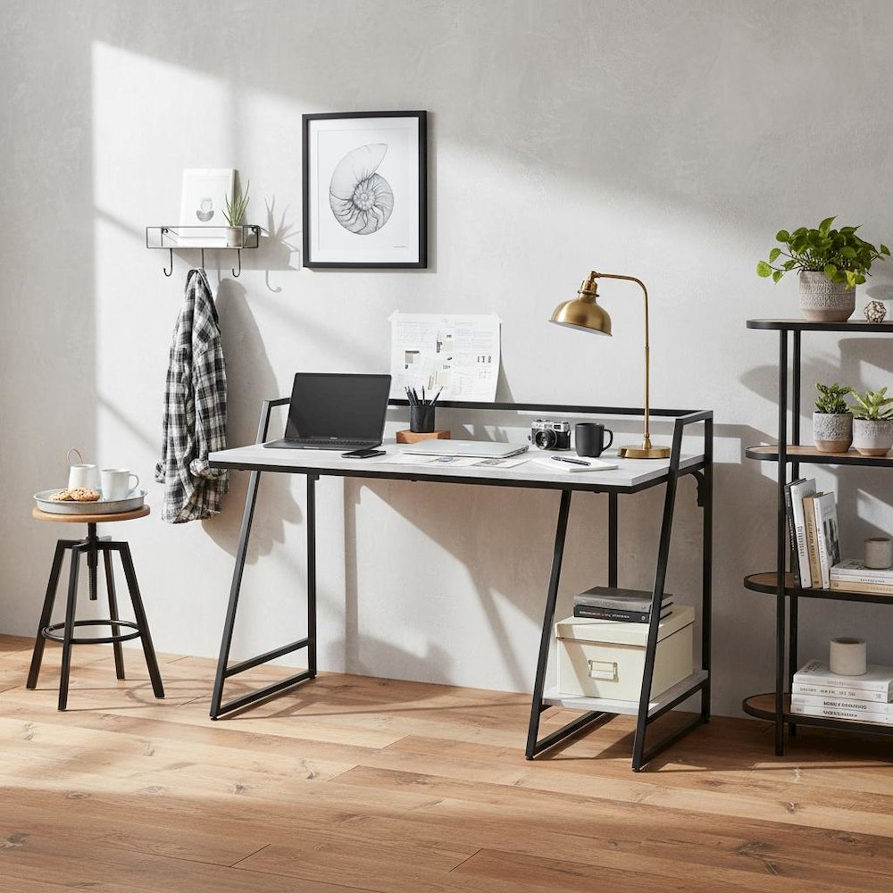 White Writing Desk – Metal Computer Desk or Home Office Table with USB