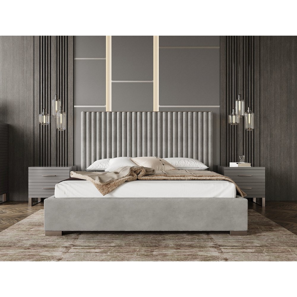 Modrest Splendor - Silver + Grey Velvet Upholstered King Platform Bed