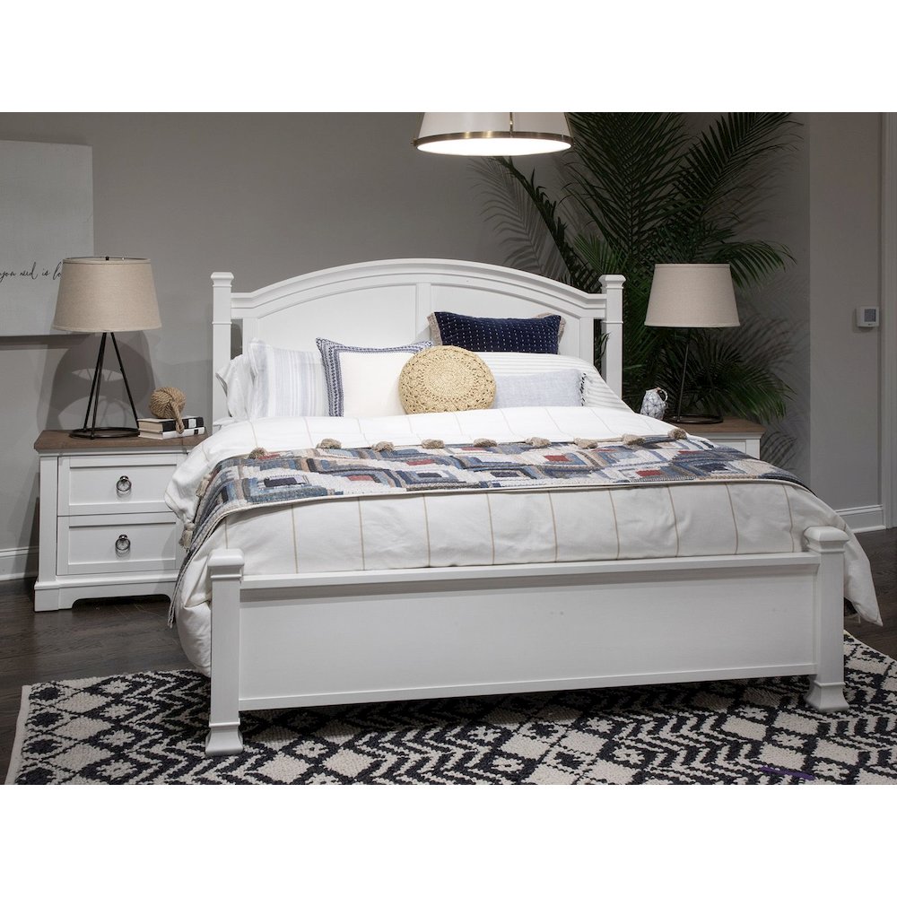Kingston Whisper White And Cerused Nutmeg Queen Panel Bed