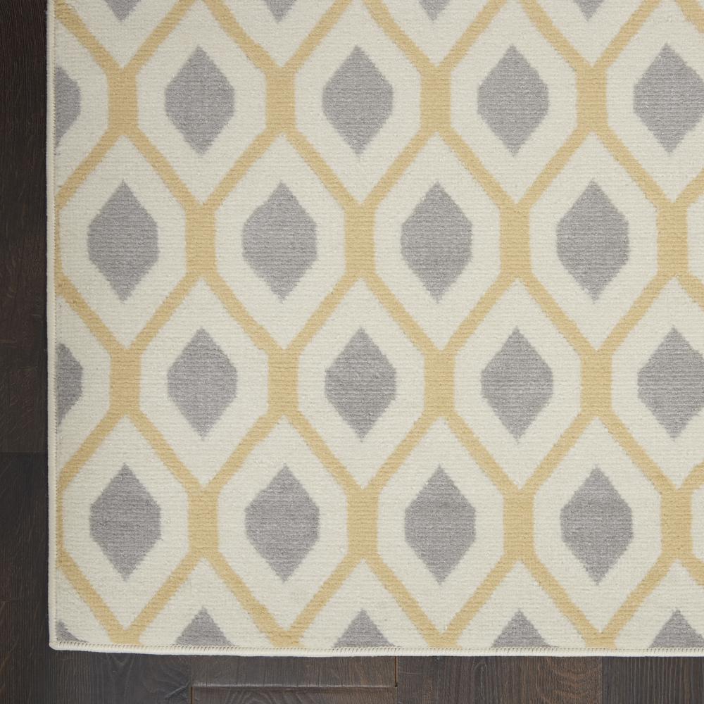 Grafix Area Rug, White, 7'10" x 9'10"