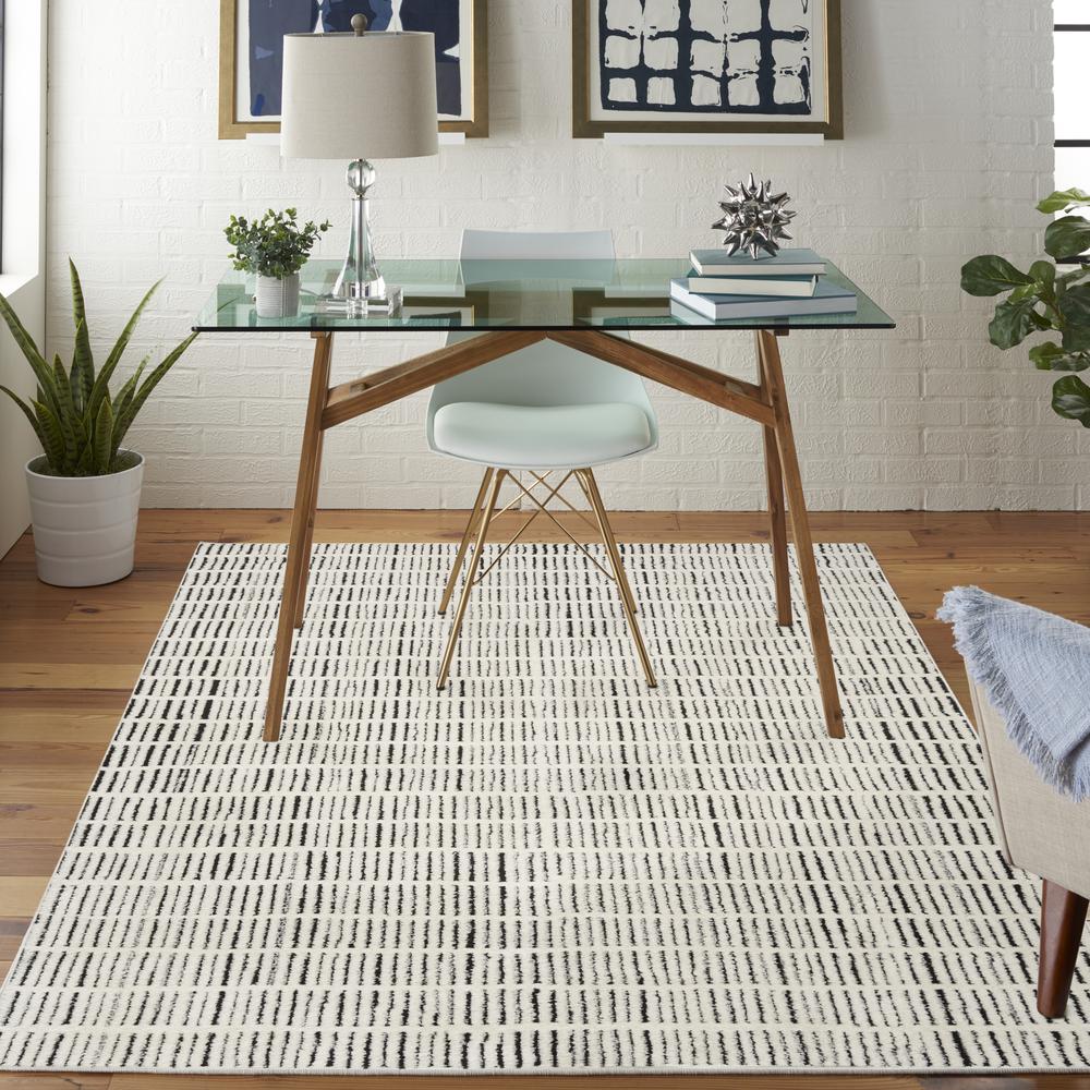 Scandinavian Rectangle Area Rug, 5' x 7'