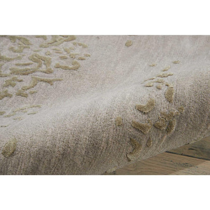 Opaline Area Rug, Silver, 5'6" x 7'5"