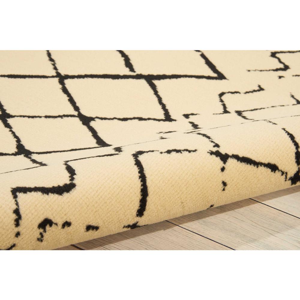 Grafix Area Rug, Cream/Black, 5'3" x 7'3"