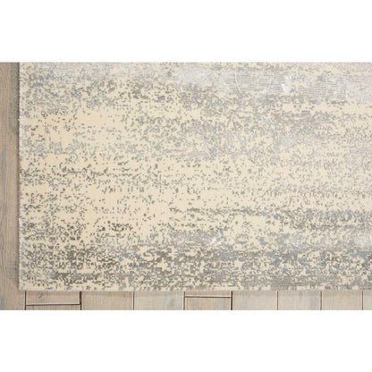 Luminance Area Rug, Silver, 5'3" x 7'5"