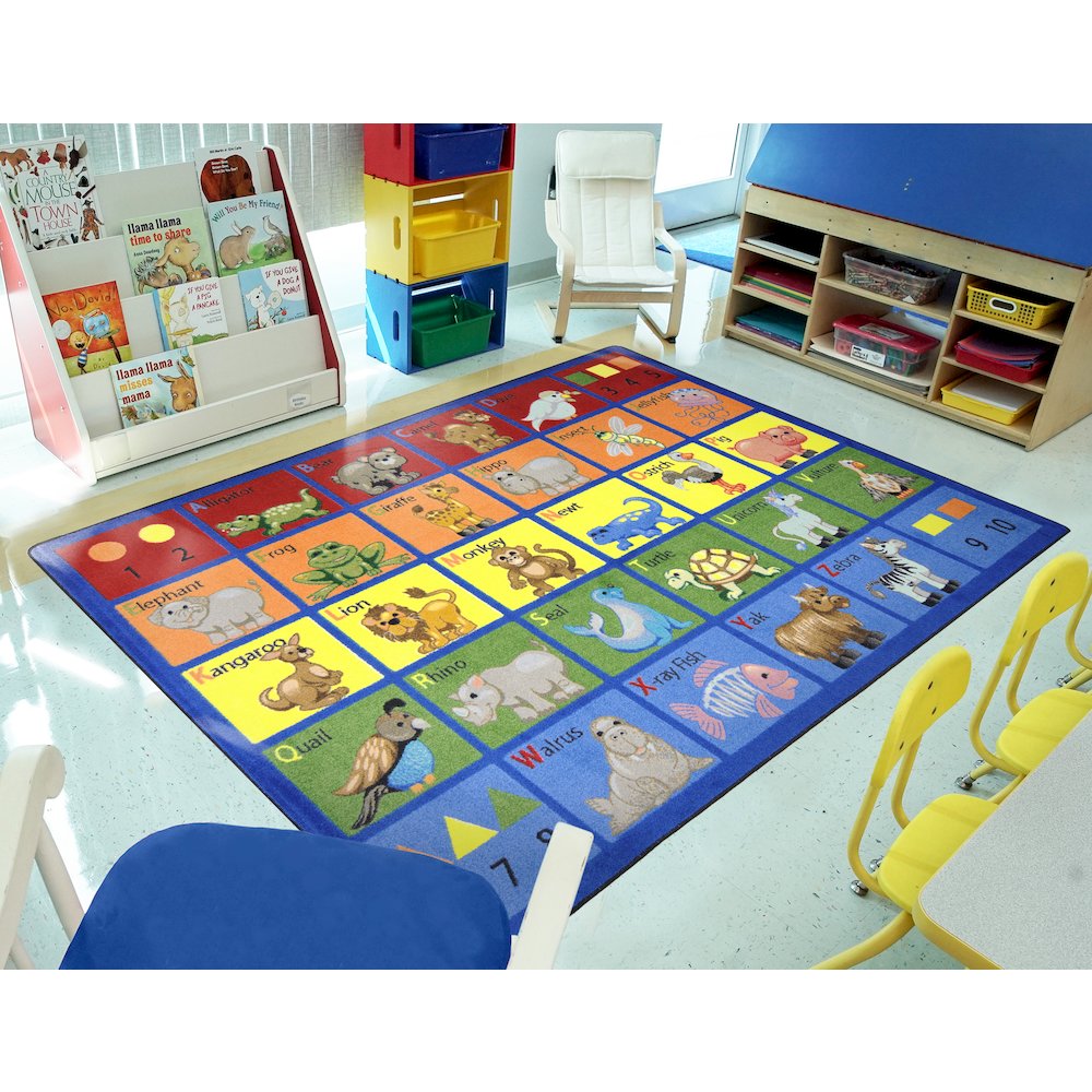 Kid Essentials Animal Phonics 5'4" x 7'8" Area Rug in Color Multi