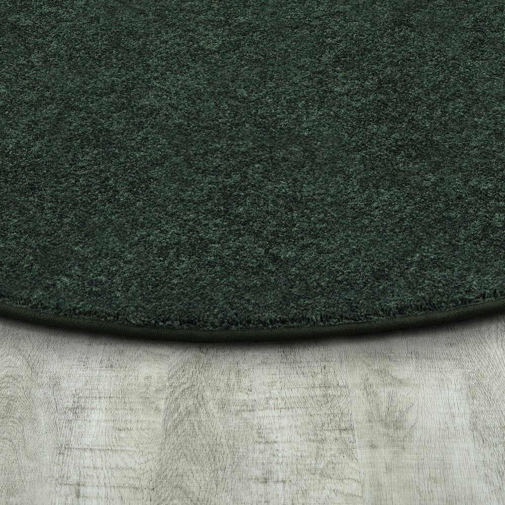 Kid Essentials Endurance 6' x 9' Oval Area Rug in Color Forest