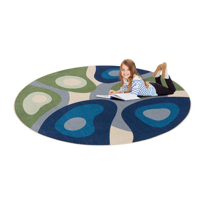 Peaceful Meadow 7'7" Round Area Rug in Color Multi