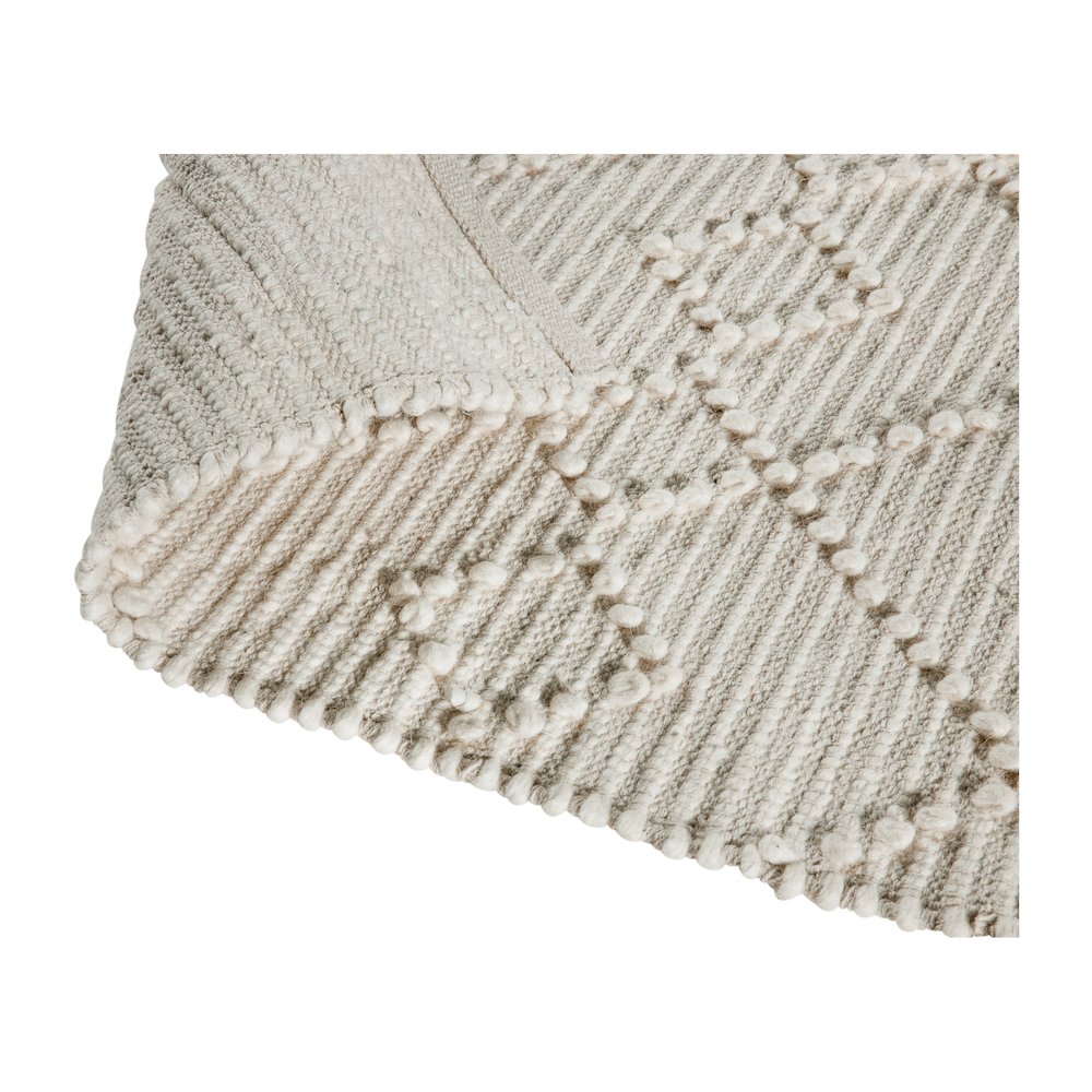 8' x 10' White, Ivory Geometric Design Handwoven Area Rug