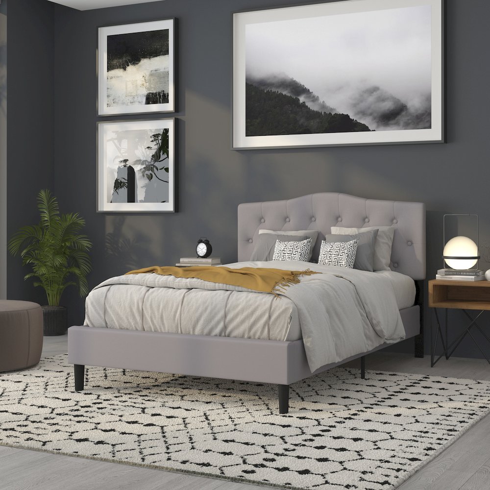 Tufted Upholstered Full Size Headboard in Light Gray Fabric