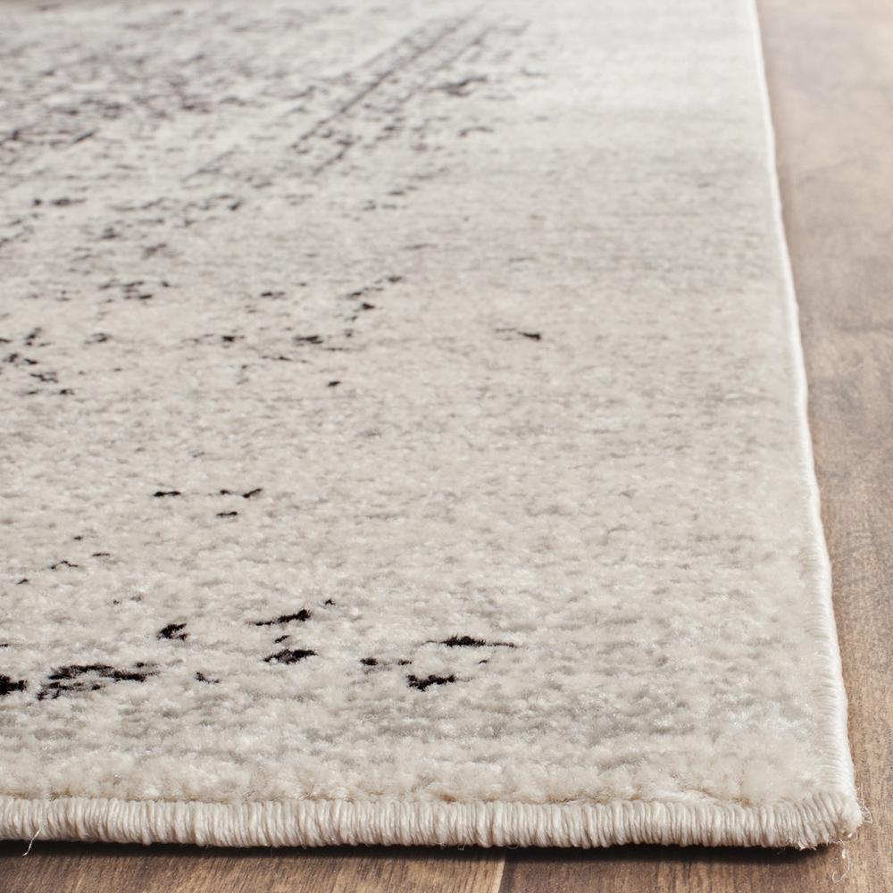 EVOKE, IVORY / BLACK, 6'-7" X 9', Area Rug
