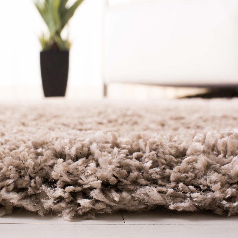 ADRIANA SHAG, BEIGE / CREAM, 5'-1" X 7'-6", Area Rug