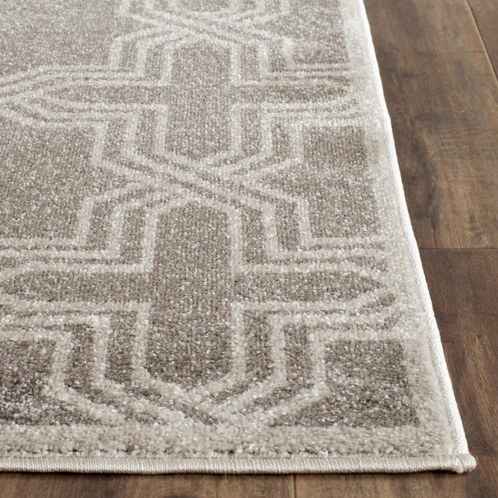 AMHERST, GREY / LIGHT GREY, 2'-3" X 7', Area Rug, AMT413C-27