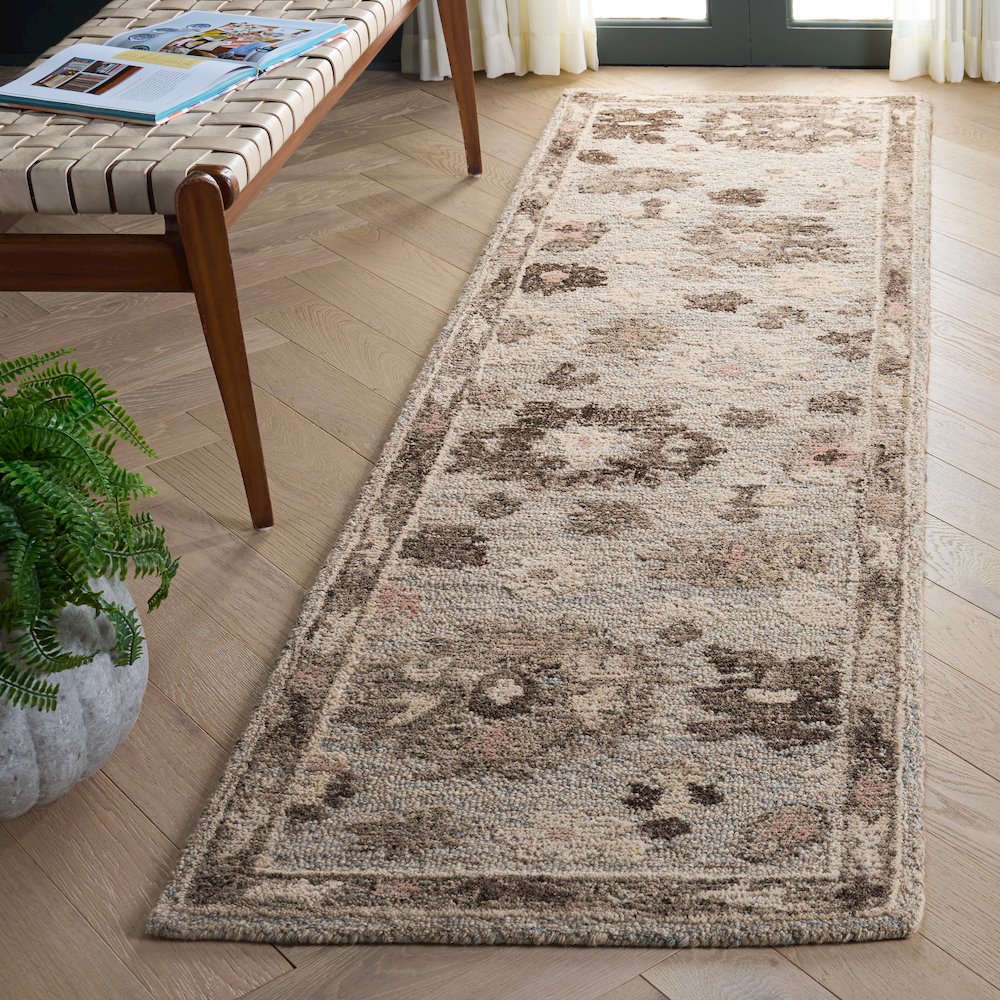 Kenya Distressed Medallion Hand-Tufted Wool Rug - Light Blue / Ivory