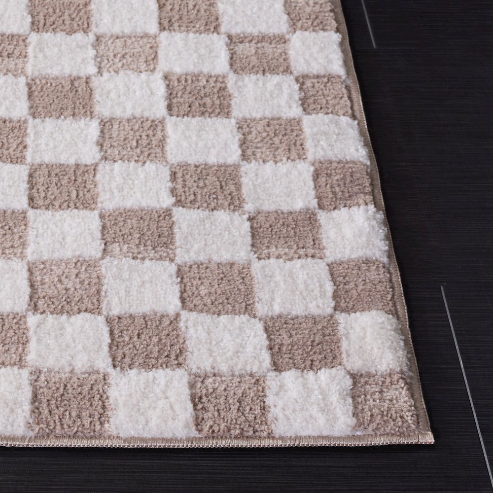 Safavieh Lunara Checkerboard Rug - Light Beige / Ivory - 2'-2" x 8'-0"