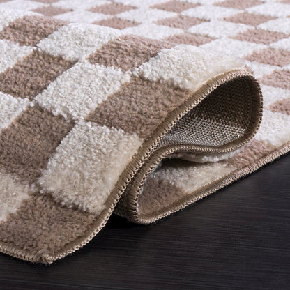 Safavieh Lunara Checkerboard Rug - Light Beige / Ivory - 2'-2" x 8'-0"