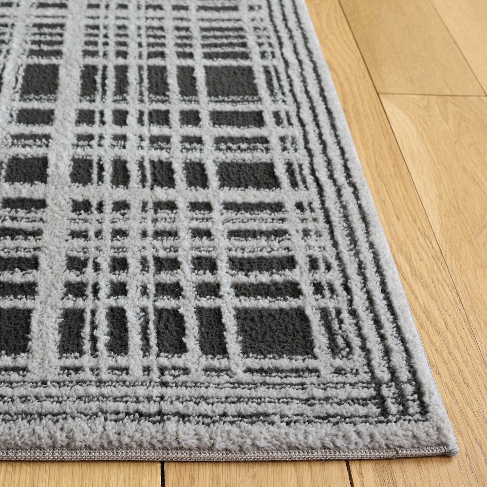 Safavieh Lunara Plaid Bordered Rug - Black / Ivory - 5'-3" x 7'-6"