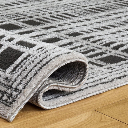 Safavieh Lunara Plaid Bordered Rug - Black / Ivory - 5'-3" x 7'-6"