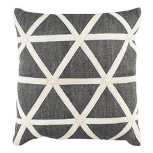 Viola Cowhide 20"X20" Pillow, Gey/White