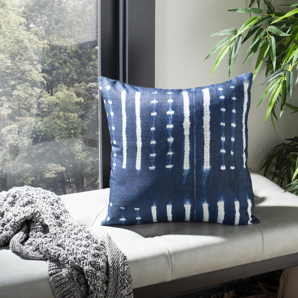 Narla Pillow, Deep Blue/White
