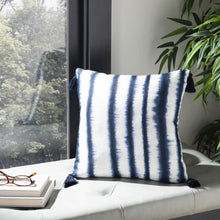 Cassia Pillow, Navy/White