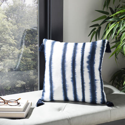 Cassia Pillow, Navy/White