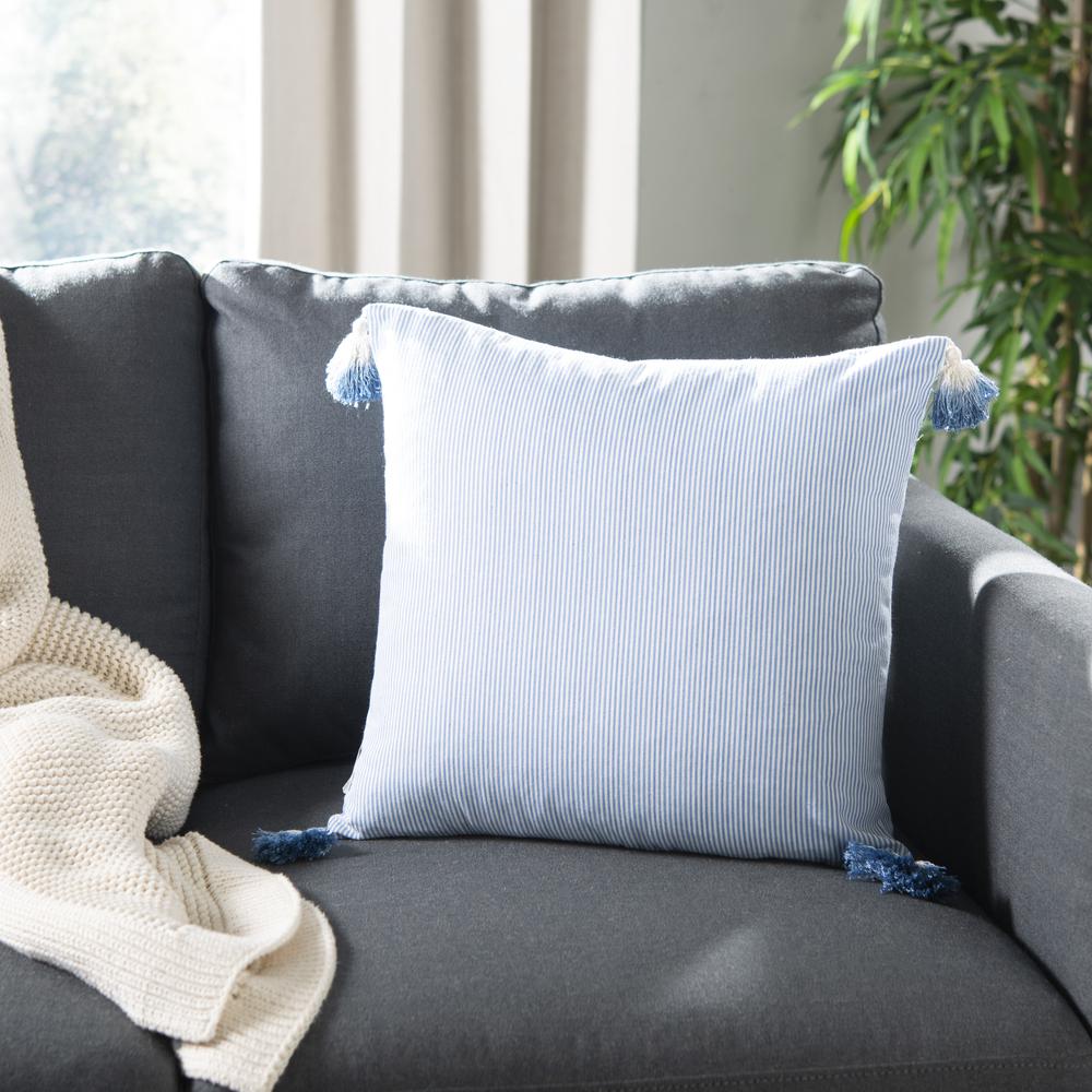 Sidney Pillow, Blue/White