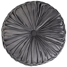 Leila Pillow, Grey