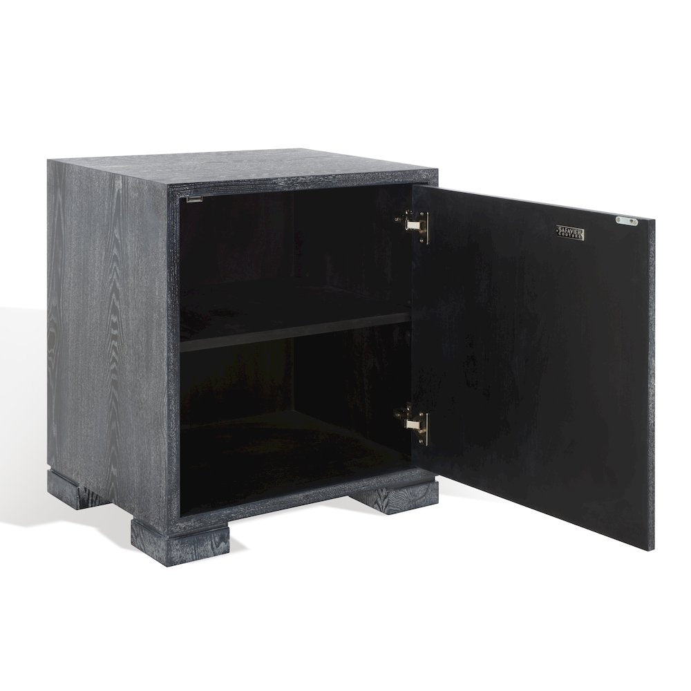 Laila Chest