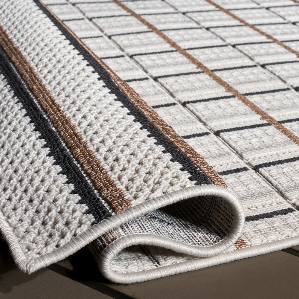 Veranda Grid Rug - Ivory / Beige - 4'-0" x 6'-0"
