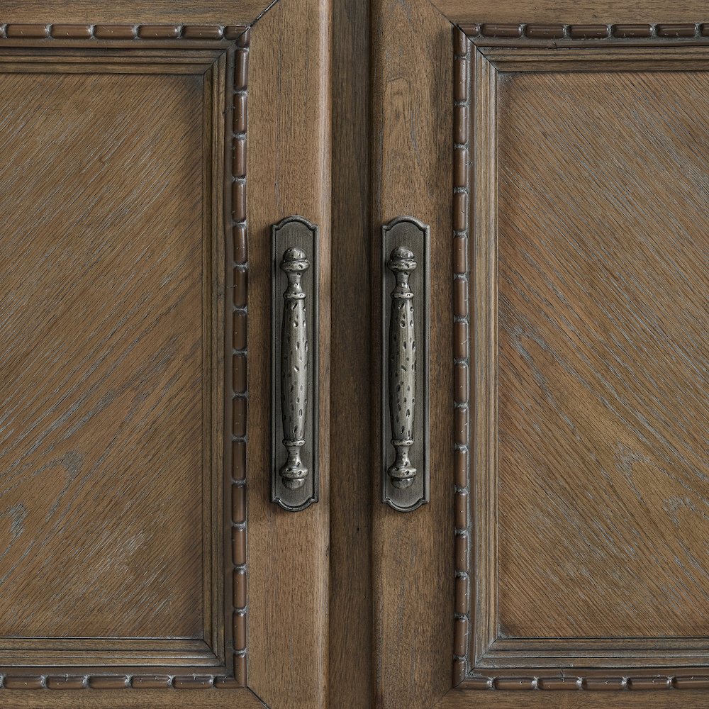 Denali Server in Walnut