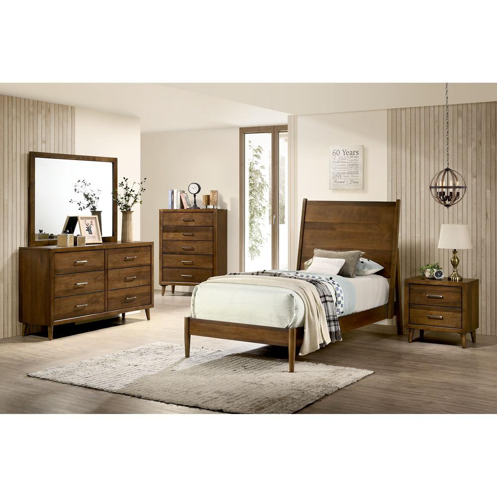 Zuma 5-Drawer Chest in Walnut