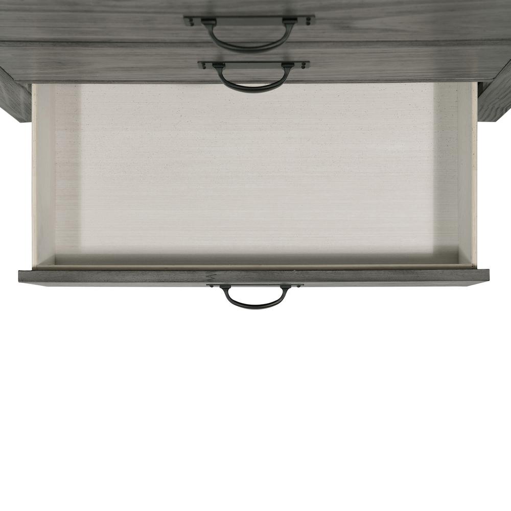Montauk Chest