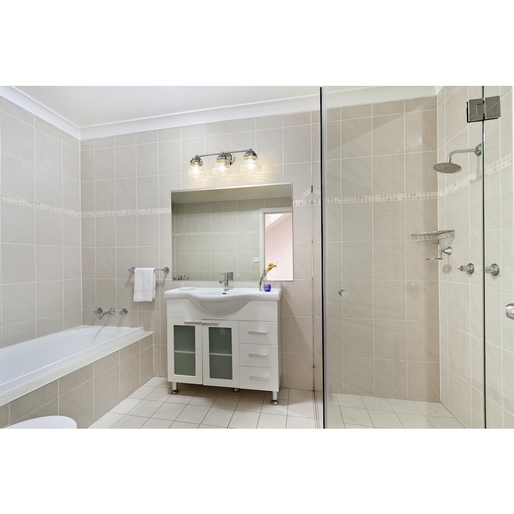 Z-Lite 3 Light Vanity
