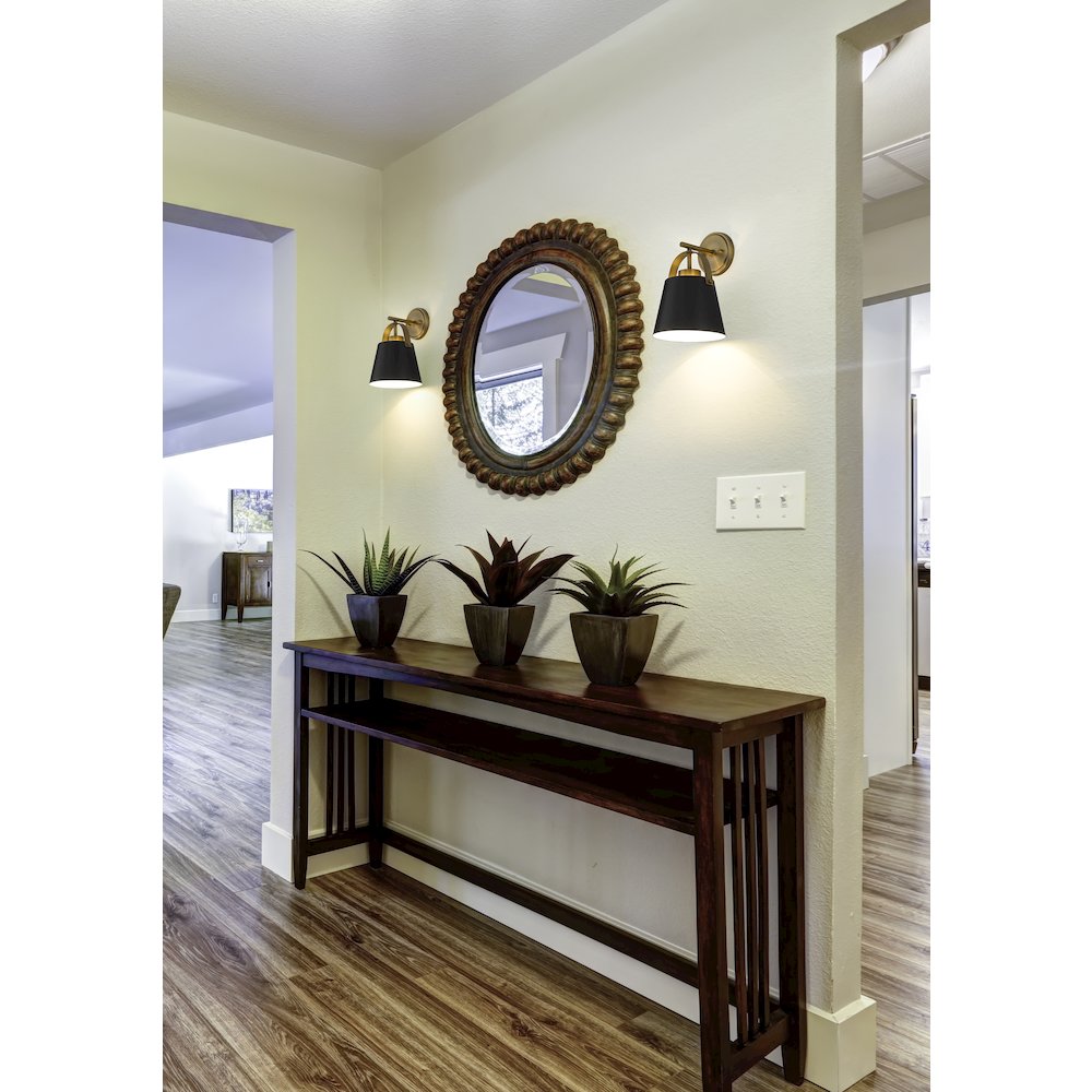 Z-Lite 1 Light Wall Sconce