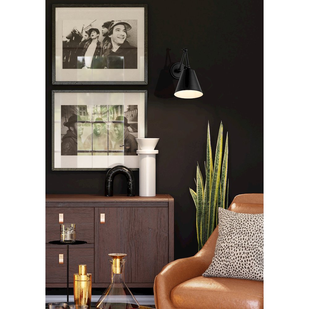 Z-Lite 1 Light Wall Sconce