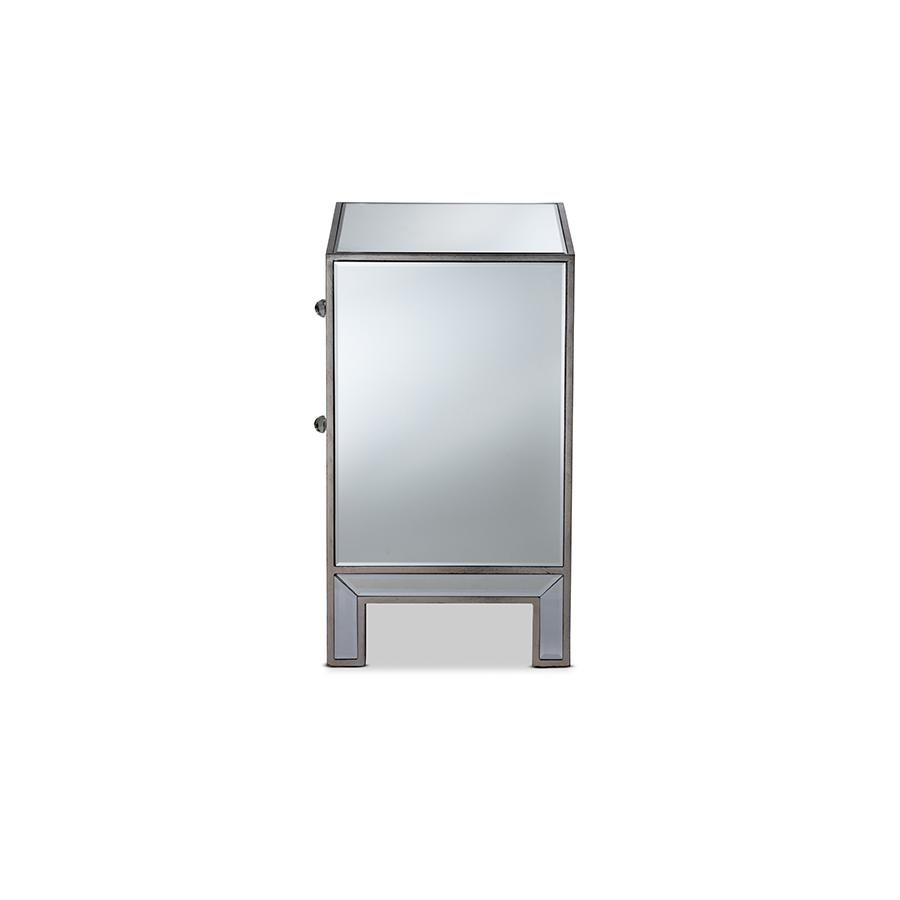 Fadri Contemporary Glam and Luxe Mirrored 2-Drawer Nightstand
