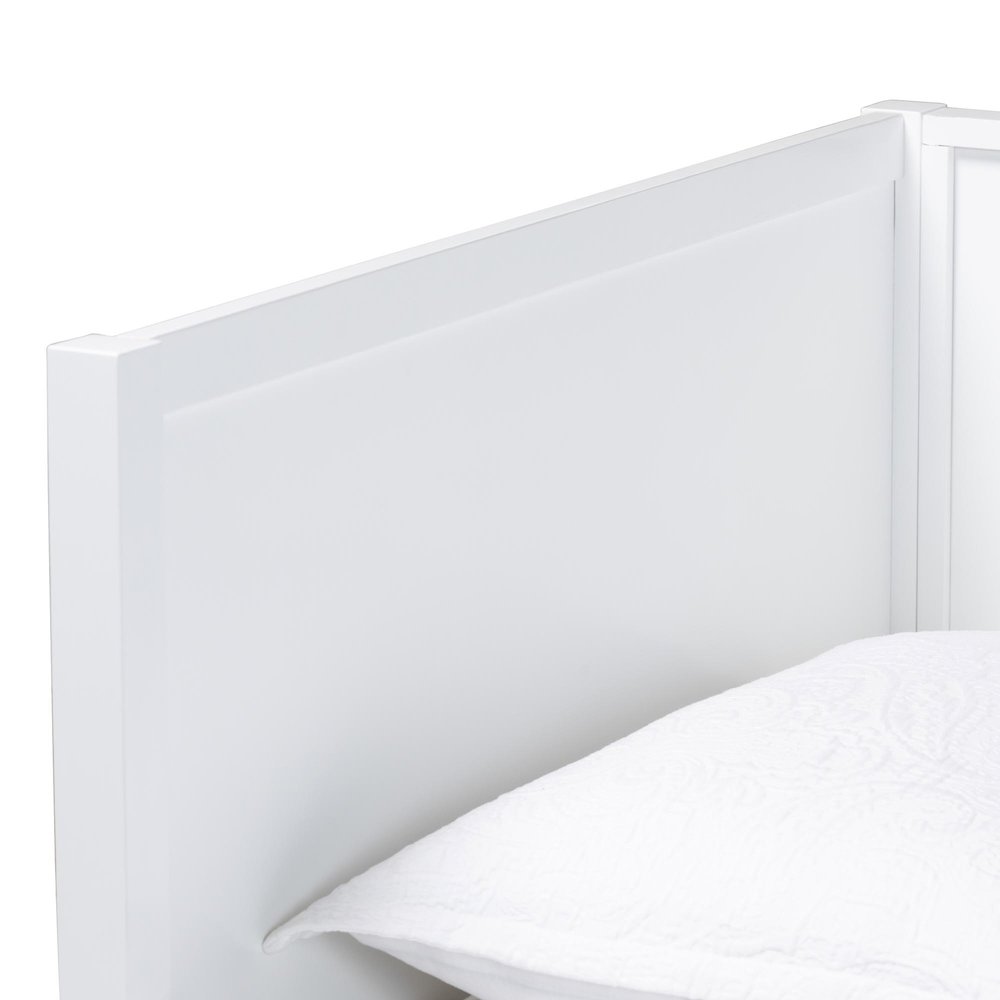 Roni Modern White Scalloped Wood Twin Daybed with Trundle